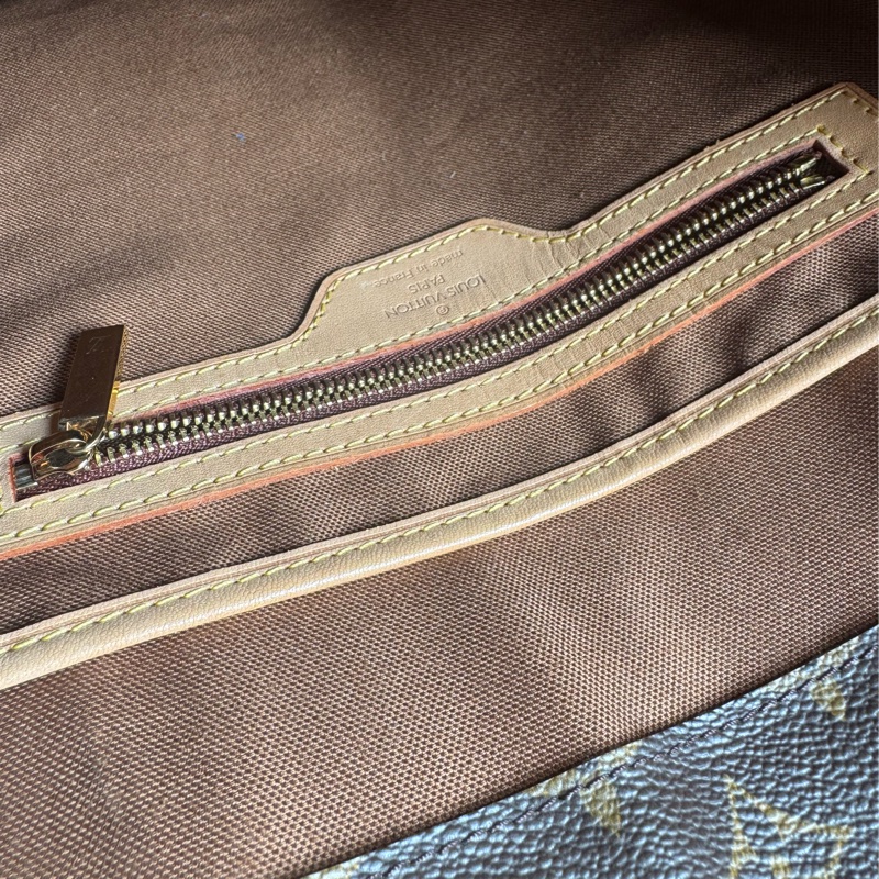 LV花紋薇薇安肩背包MM（絕版了）-30