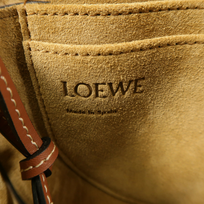 LOEWE 牛皮皮革Mini Gate肩背袋-5