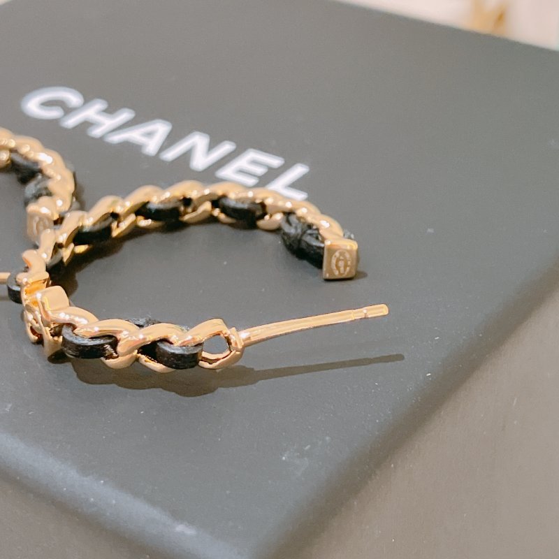 TK2023 Chanel 香奈兒皮鍊帶圓形耳環 Chain And Coco Mark Earrings Black x GHW-3