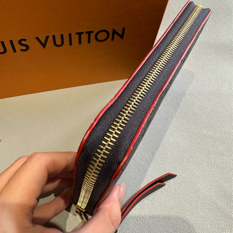 LV長夾超低價💗拉鏈長夾 狀況非常好！-1