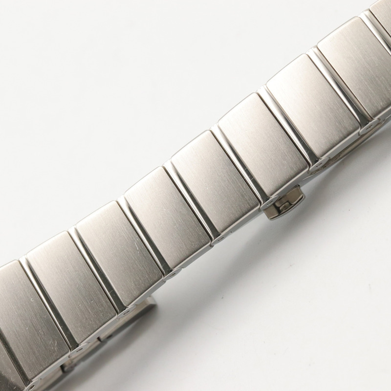 歐米茄星座系列鑲鑽錶圈12鑽女錶，不鏽鋼錶殼，白色錶盤，珍珠母貝錶帶，型號123.15.24.60.55.005-16