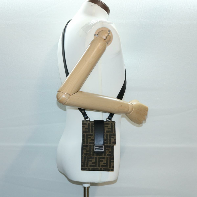 【日本直送】FENDI Zucca帆布單肩包 棕色/黑色 正品 31851SAV-22