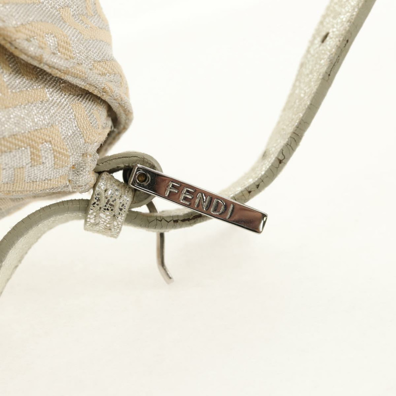 【日本直送】FENDI Zucchino 帆布 Mamma Baguette 肩背包 銀色 正品 ep12129V-8