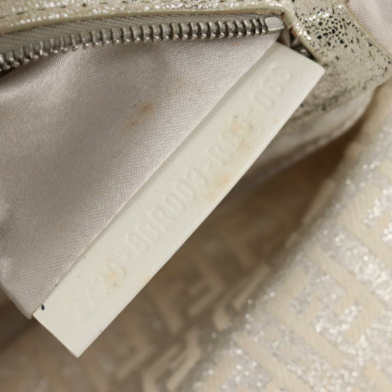 【日本直送】FENDI Zucchino 帆布 Mamma Baguette 肩背包 銀色 正品 ep12129V-10