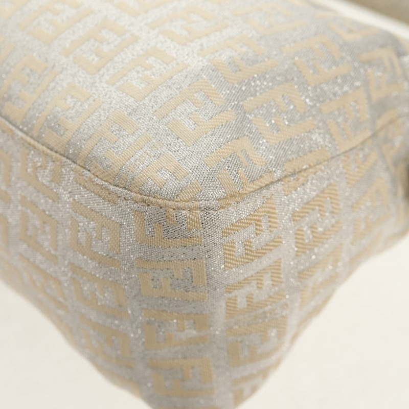 【日本直送】FENDI Zucchino 帆布 Mamma Baguette 肩背包 銀色 正品 ep12129V-19