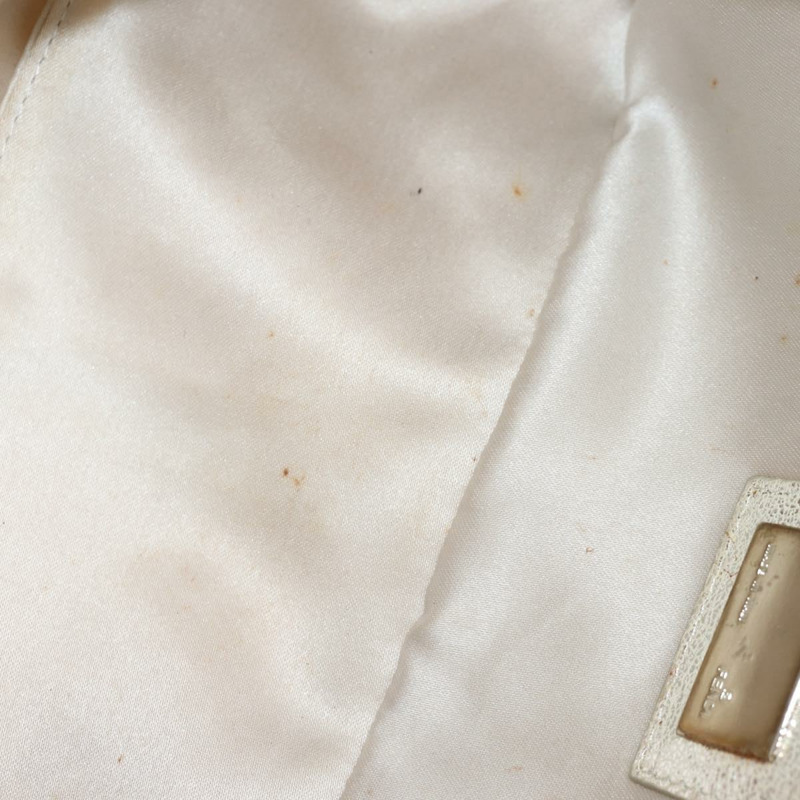 【日本直送】FENDI Zucchino 帆布 Mamma Baguette 肩背包 銀色 正品 ep12129V-24