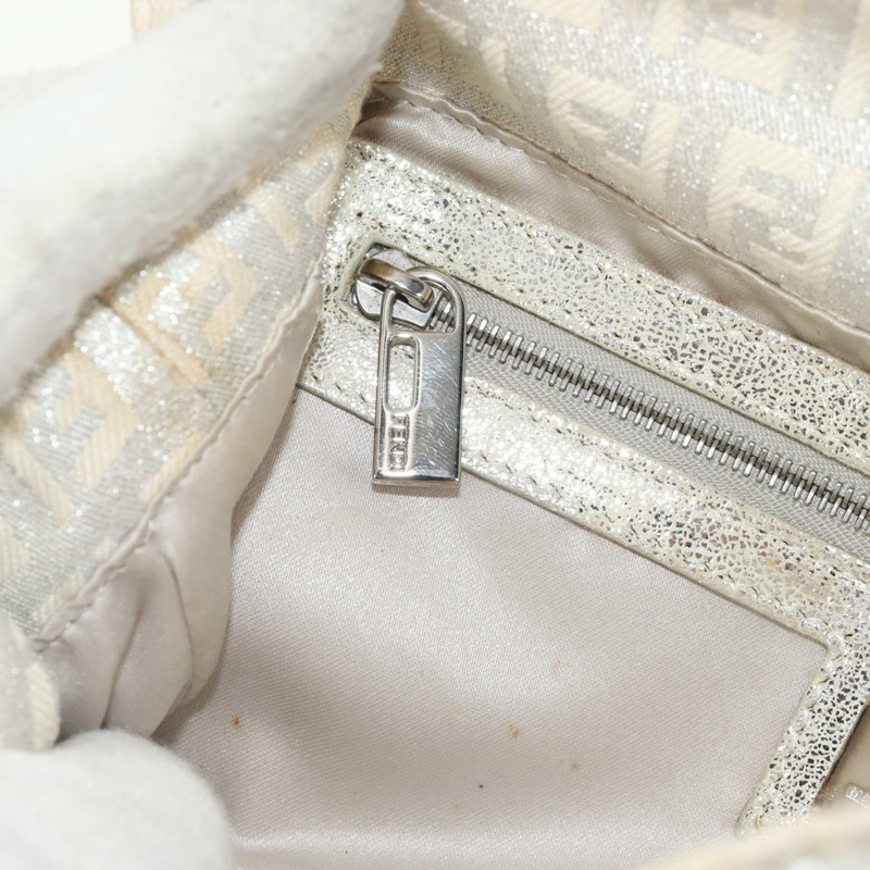 【日本直送】FENDI Zucchino 帆布 Mamma Baguette 肩背包 銀色 正品 ep12129V-28