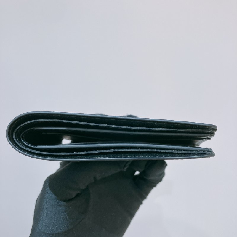 TK2025 Louis Vuitton 路易威登經典暗花紋兩摺銀包 Multiple Wallet Monogram Midnight-4