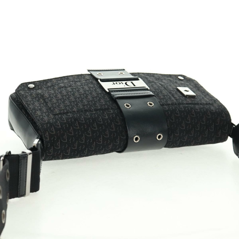 【日本直送】Christian Dior Trotter帆布街頭時尚肩背包 黑色銀色 正品 168745V-5