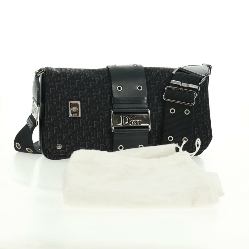 【日本直送】Christian Dior Trotter帆布街頭時尚肩背包 黑色銀色 正品 168745V-11