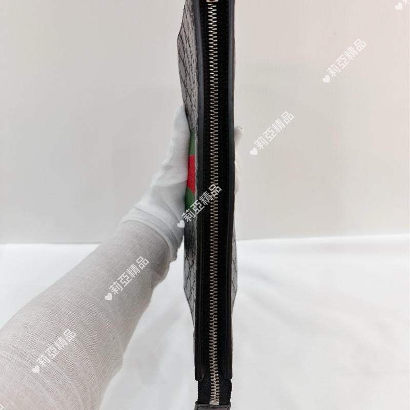 莉亞精品♡ Gucci 黑壓紋手拿包 二手美包-6