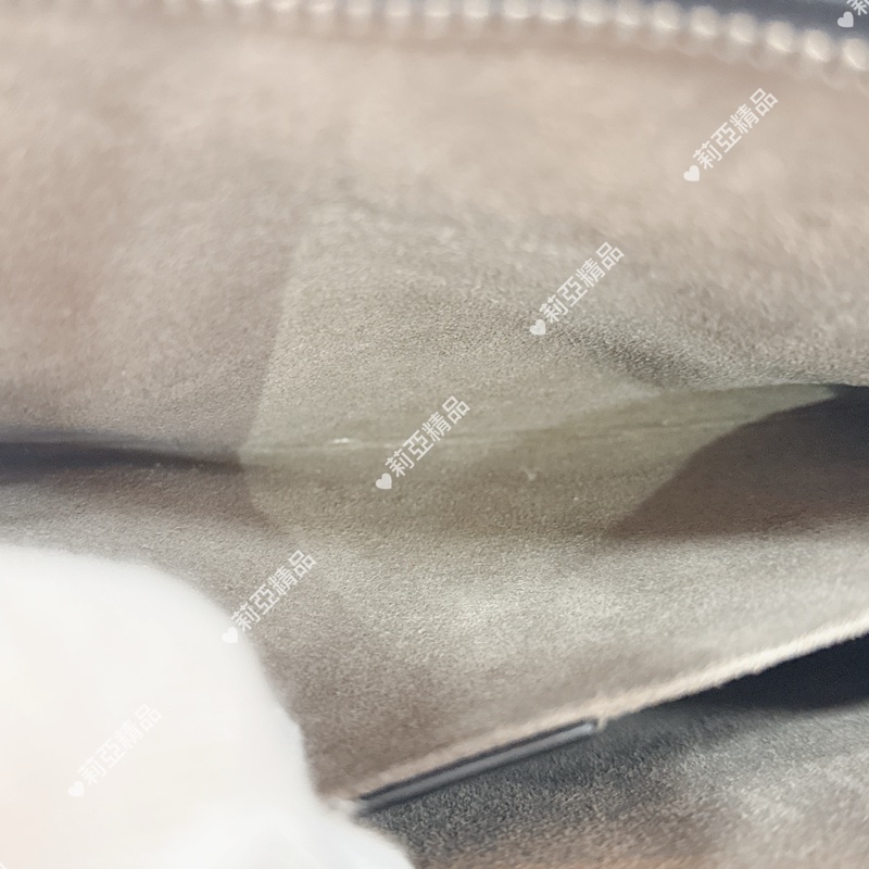 莉亞精品♡ Gucci 黑壓紋手拿包 二手美包-13