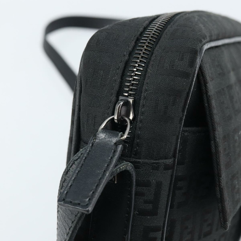 【日本直送】FENDI Zucchino帆布單肩包 黑色 銀色 Auth mr2153V-7