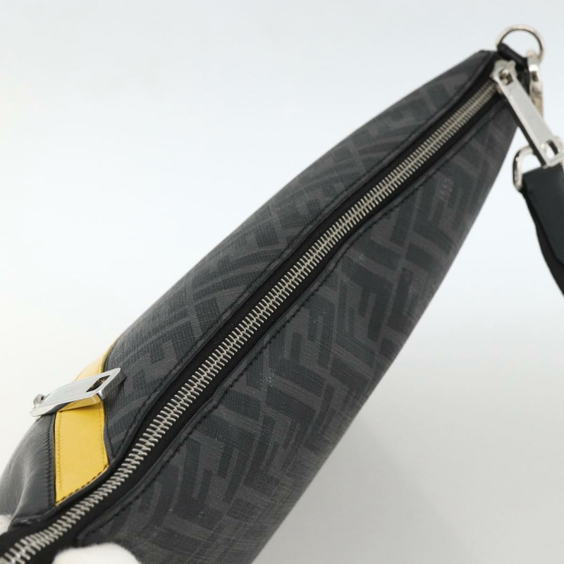 【日本直送】FENDI Zucca帆布單肩包 PVC黑色銀色 正品 ka2933-5