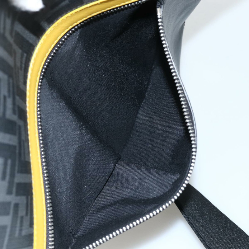 【日本直送】FENDI Zucca帆布單肩包 PVC黑色銀色 正品 ka2933-21