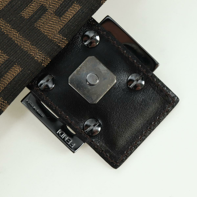【日本直送】FENDI Zucca帆布Mamma Baguette單肩包 黑色棕色 正品 ARZ597SAV-8