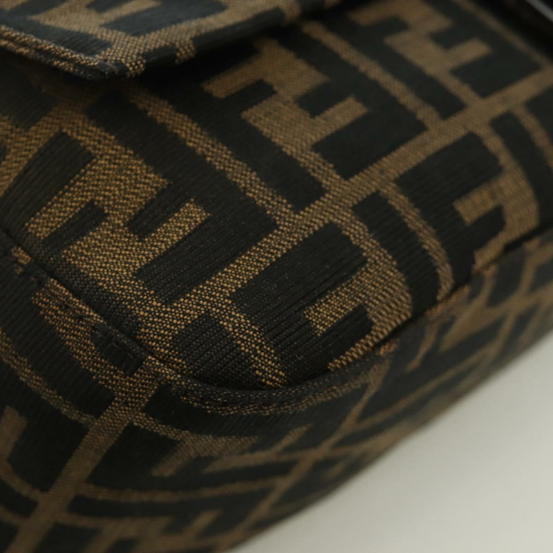 【日本直送】FENDI Zucca帆布Mamma Baguette單肩包 黑色棕色 正品 ARZ597SAV-14