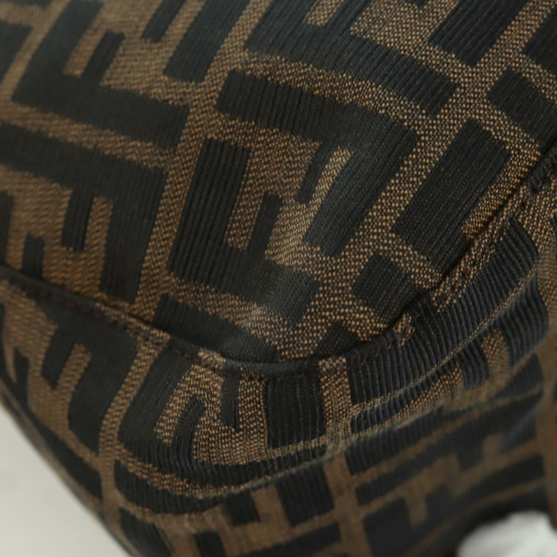 【日本直送】FENDI Zucca帆布Mamma Baguette單肩包 棕色/黑色 正品 YKZ799SAV-16