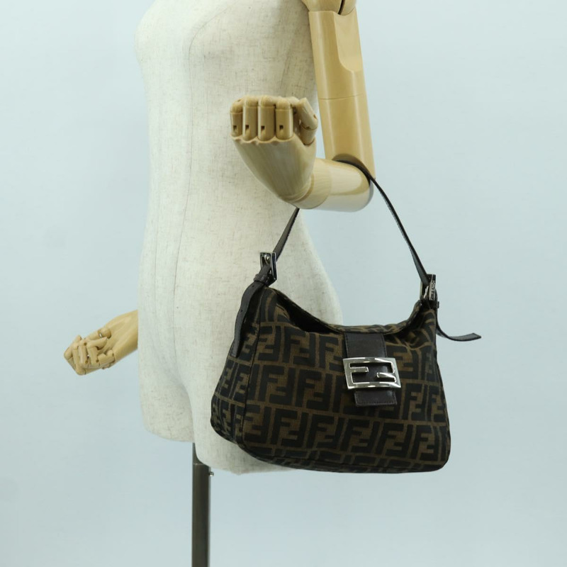 【日本直送】FENDI Zucca帆布Mamma Baguette單肩包 棕色/黑色 正品 YKZ799SAV-26