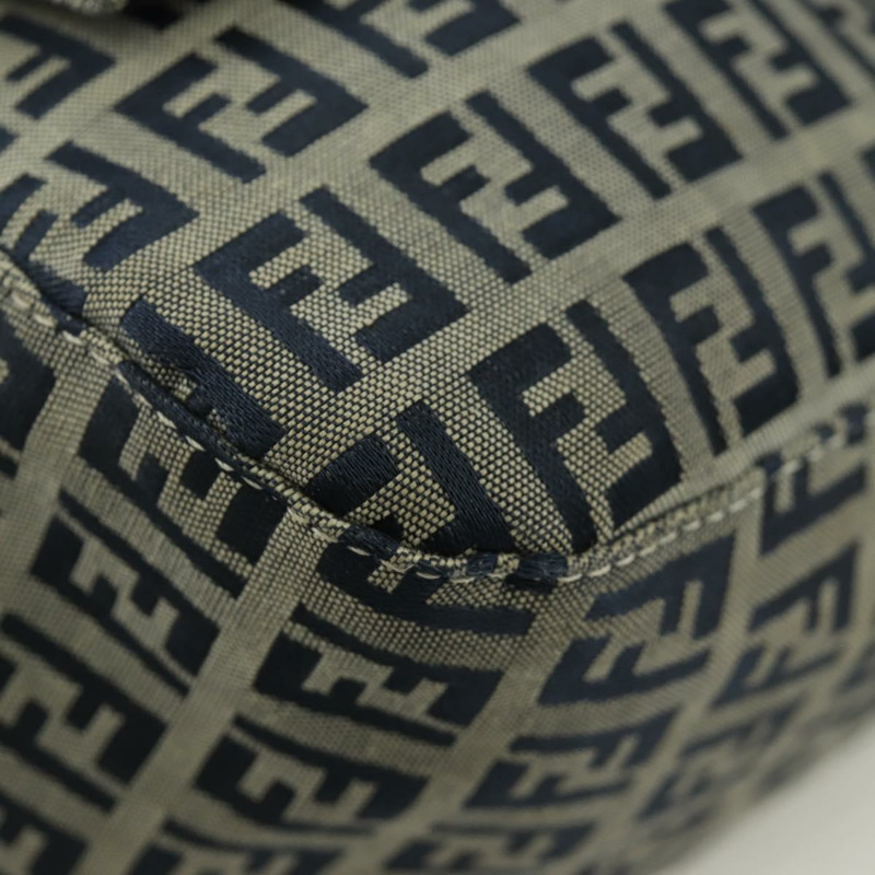 【日本直送】FENDI Zucchino 帆布 Mamma Baguette 單肩包 海軍藍 銀色 正品 YKZ796SAV-14