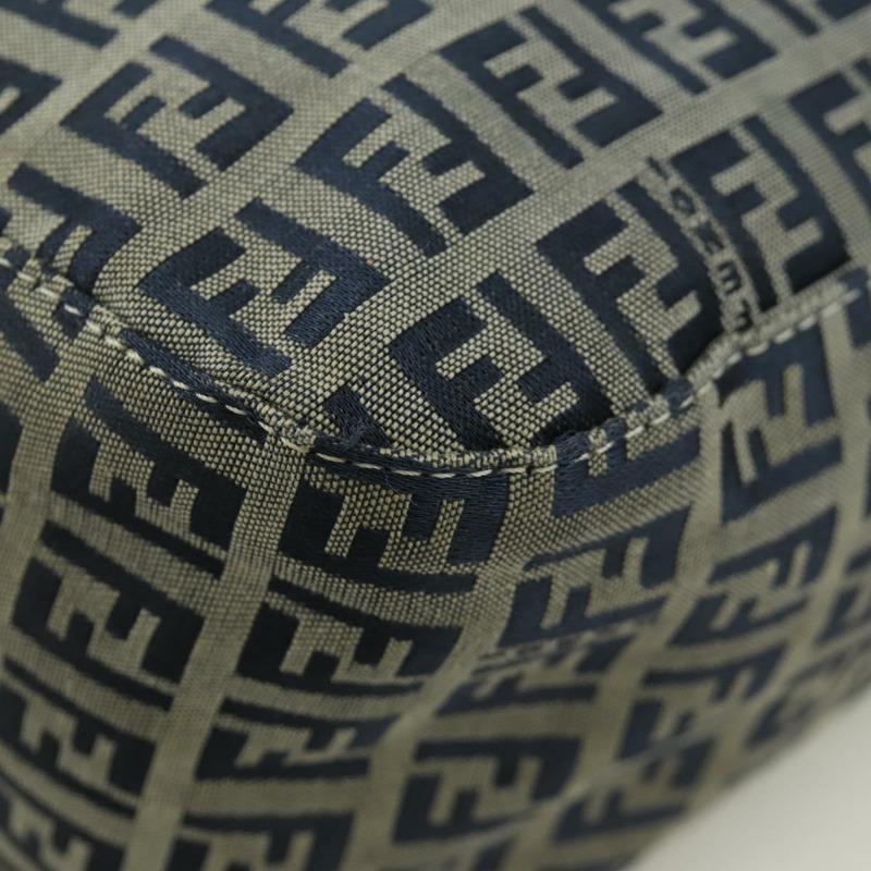 【日本直送】FENDI Zucchino 帆布 Mamma Baguette 單肩包 海軍藍 銀色 正品 YKZ796SAV-16