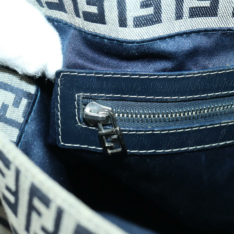 【日本直送】FENDI Zucchino 帆布 Mamma Baguette 單肩包 海軍藍 銀色 正品 YKZ796SAV-23