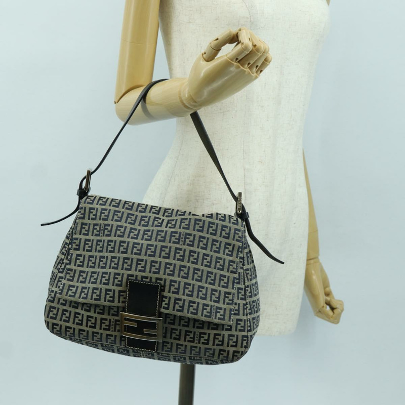 【日本直送】FENDI Zucchino 帆布 Mamma Baguette 單肩包 海軍藍 銀色 正品 YKZ796SAV-25