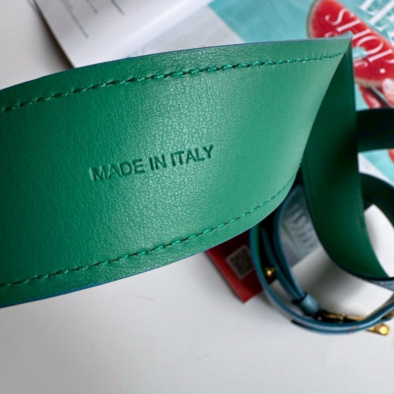 💖PRADA 淺藍色仙人掌系列背帶-11