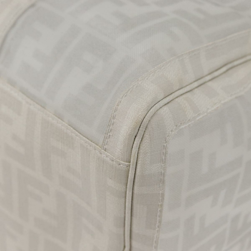 【日本直送】FENDI Zucca 帆布波士頓包白色銀色正品 SW2152V-15