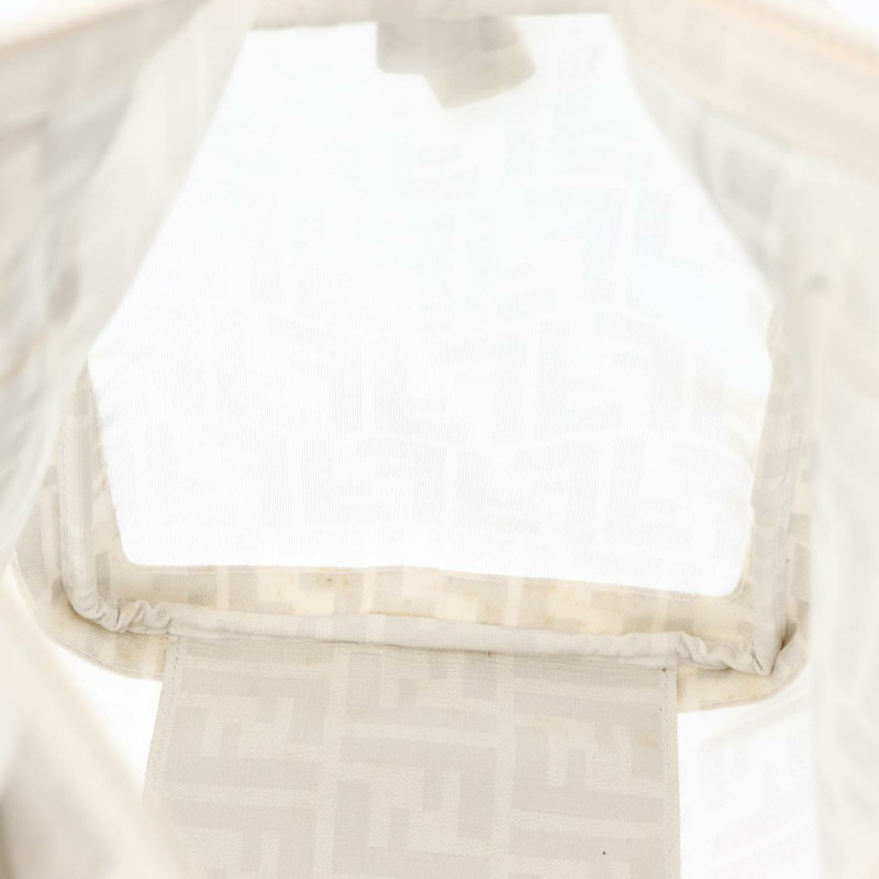 【日本直送】FENDI Zucca 帆布波士頓包白色銀色正品 SW2152V-19