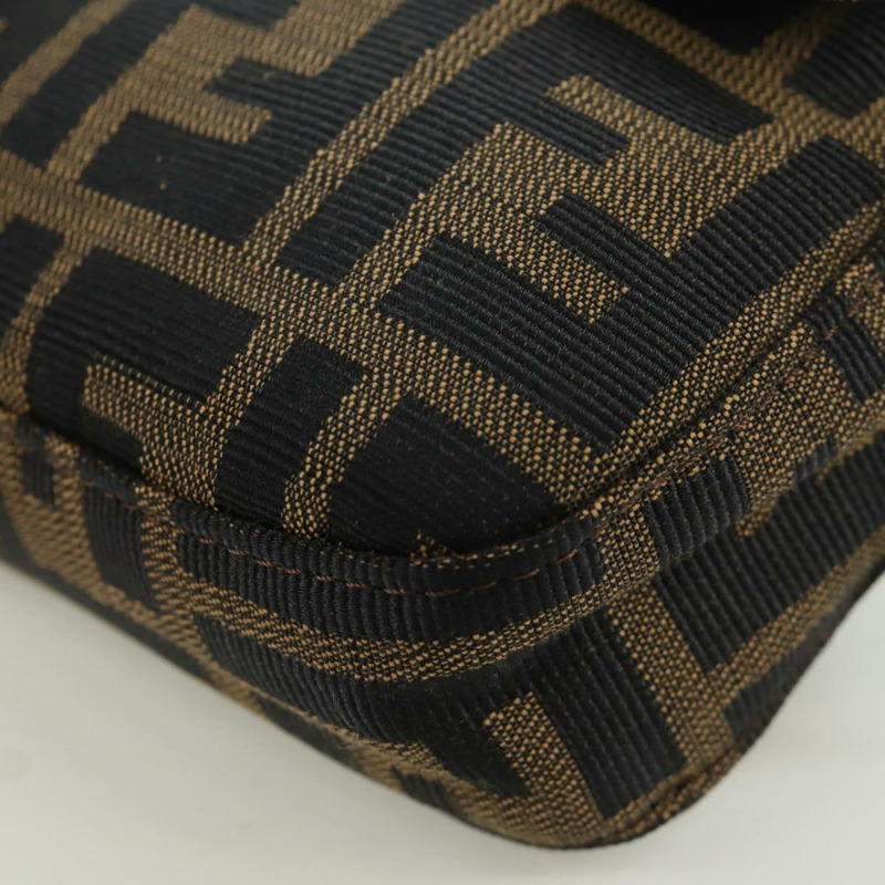 【日本直送】FENDI Zucca帆布Mamma Baguette單肩包 黑色棕色 正品 mr2260SAV-15