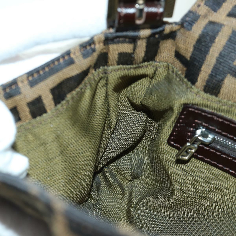 【日本直送】FENDI Zucca帆布Mamma Baguette單肩包 黑色棕色 正品 mr2260SAV-22