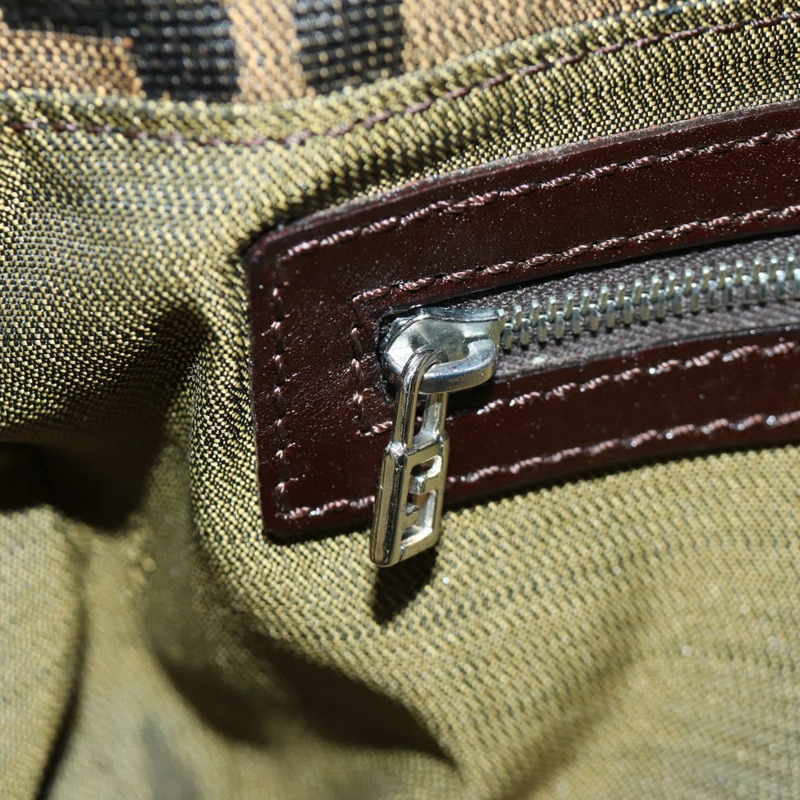 【日本直送】FENDI Zucca帆布Mamma Baguette單肩包 黑色棕色 正品 mr2260SAV-23