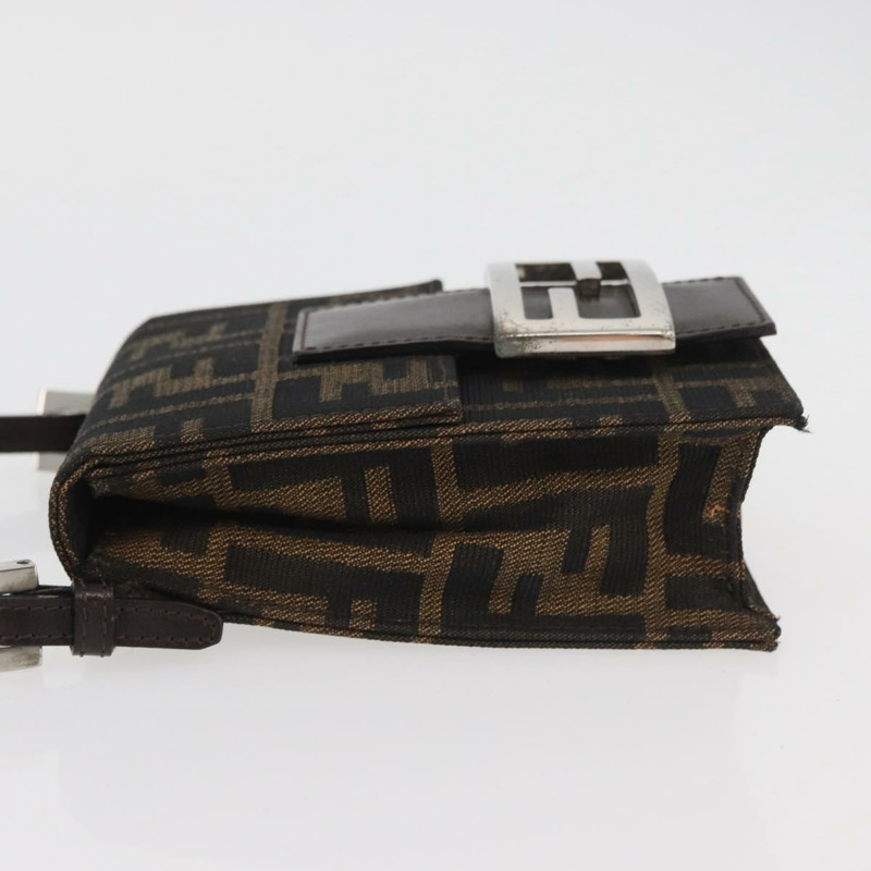【日本直送】FENDI Zucca帆布Mamma Baguette單肩包 黑色棕色 正品 BAZ699V-3
