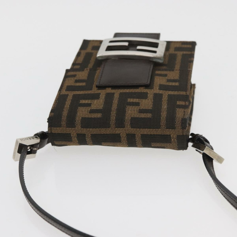 【日本直送】FENDI Zucca帆布Mamma Baguette單肩包 黑色棕色 正品 BAZ699V-5