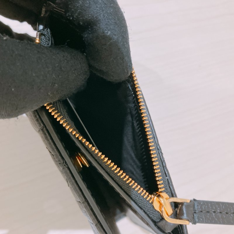 TK2027	Christian Dior 迪奧牛皮粒銀包 Caro Dahlia Wallet Calfskin Black-10