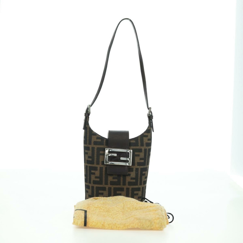 【日本直送】FENDI Zucca帆布Mamma Baguette包 黑色 銀色 棕色 正品 YKZ1596SAM-11
