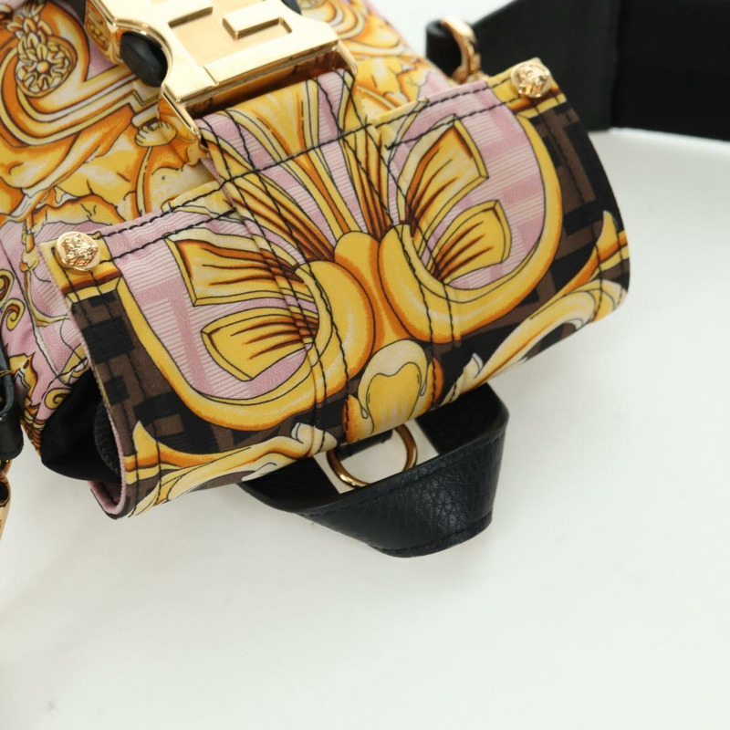 【日本直送】FENDI Zucca 帆布 FENDACE 包 VERSACE 合作粉紅色正品 YKZ1364M-5