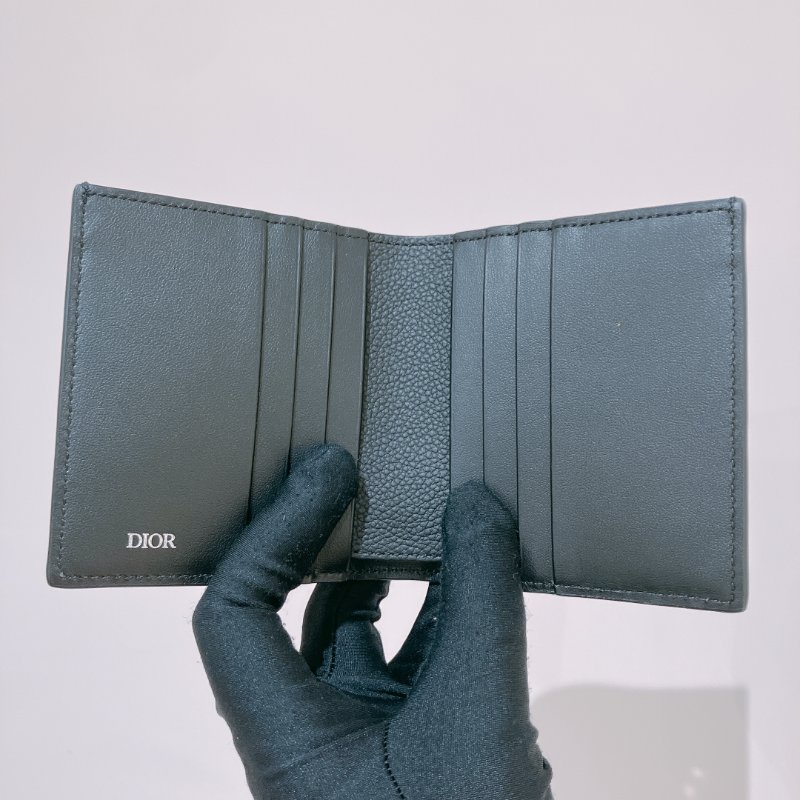 TK2028	Dior 迪奧男仕暗花紋兩摺銀包 Vertical Bifold Wallet Gravity Calfskin Black-7