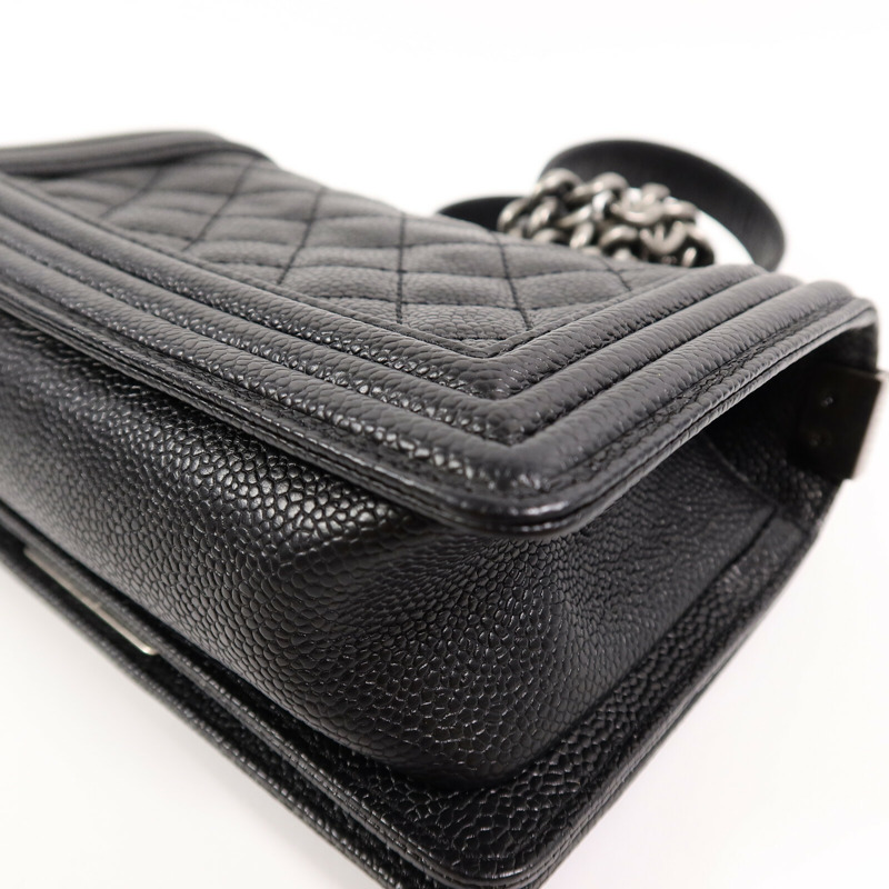 CHANEL 牛皮皮革Boy 20鏈帶肩背袋-11