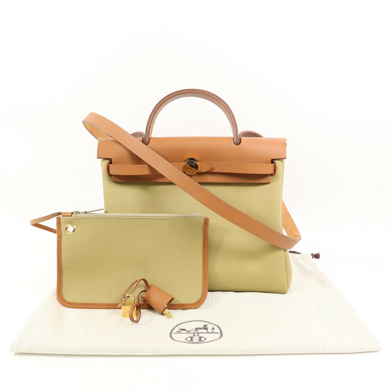 HERMES 帆布Herbag PM肩背袋Poussiere/Fauve-11