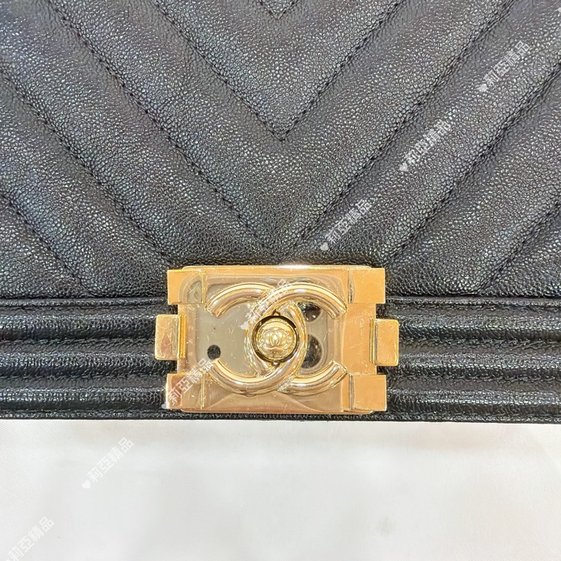 莉亞精品♡Chanel Boy25 山型紋黑淡金-7