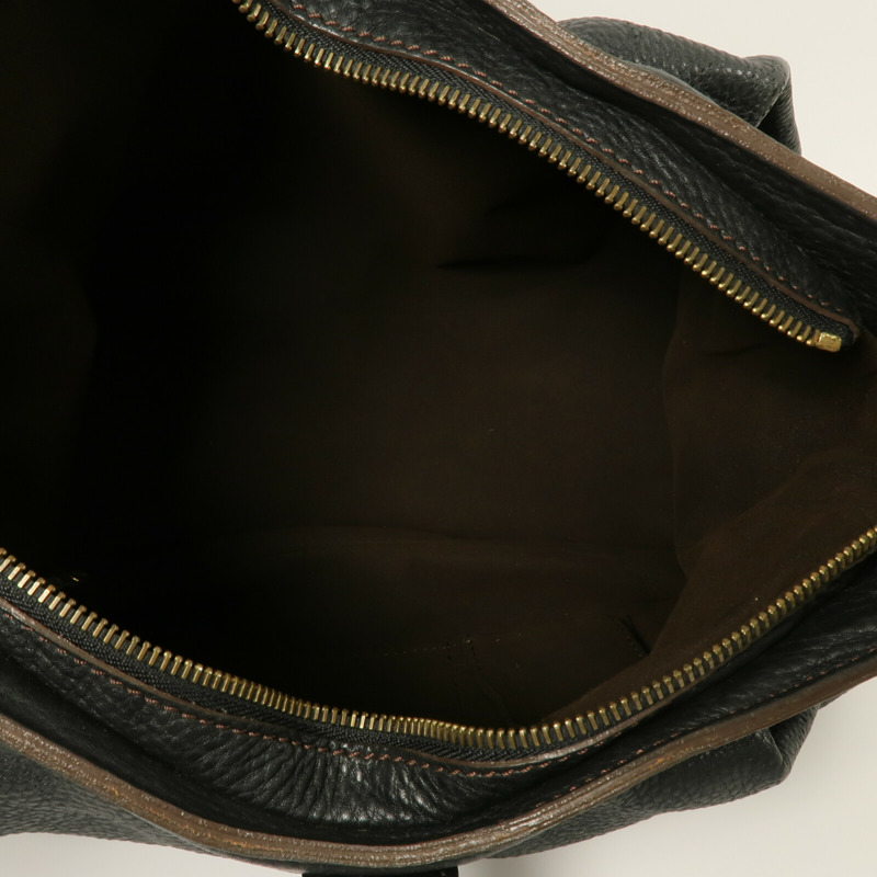 LOUIS VUITTON Monogram Mahina XS肩背袋-4