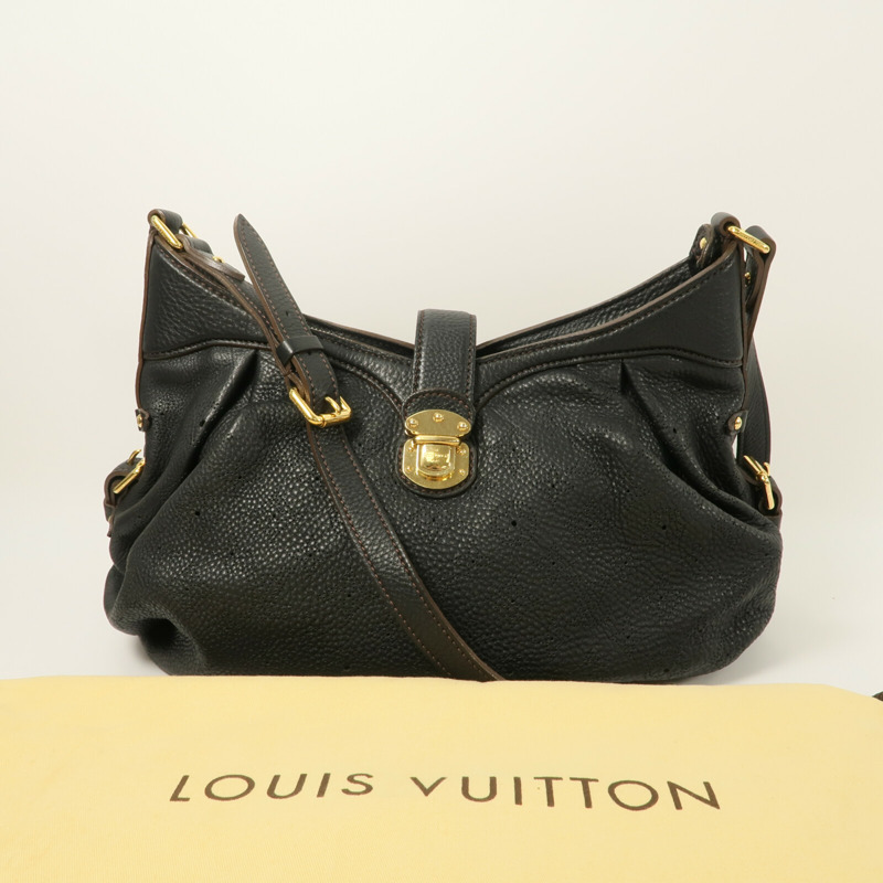 LOUIS VUITTON Monogram Mahina XS肩背袋-9
