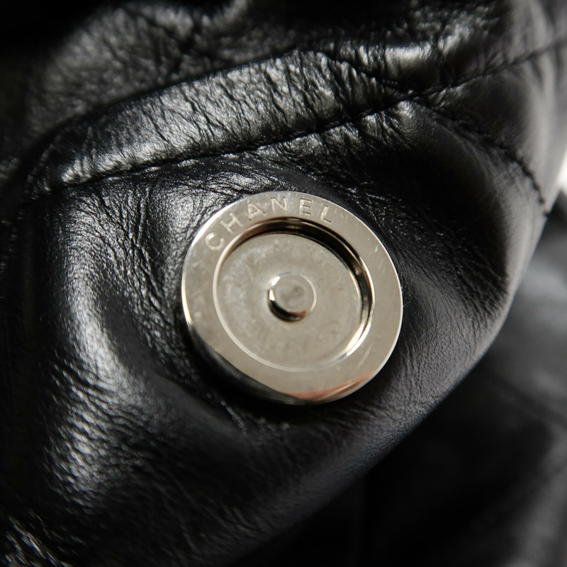 CHANEL 牛皮皮革Chanel 22 Small鏈帶肩背袋-8