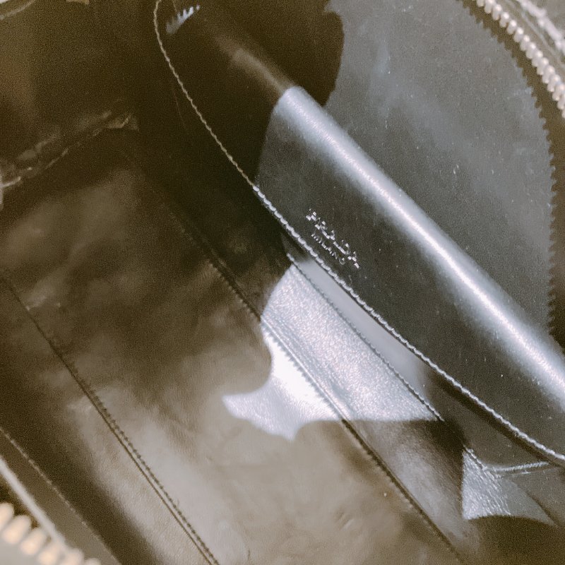 TK2018	Prada 普提拉硬皮肩帶包包 Shoulder Bag Black X Brown Calfskin-15