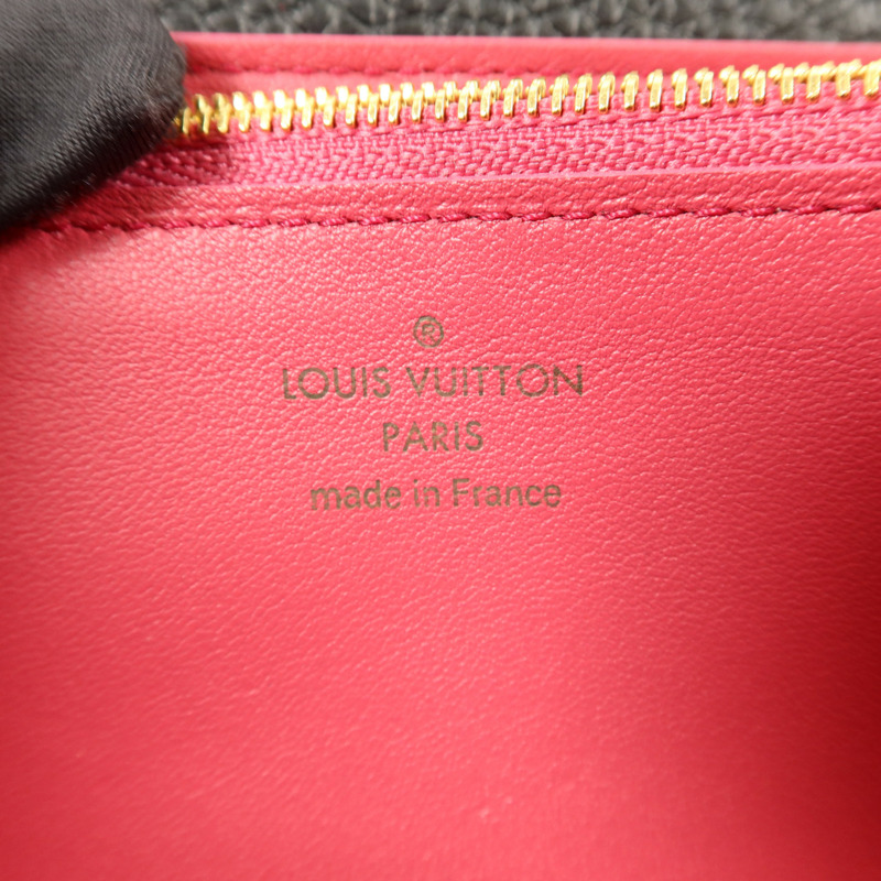 LOUIS VUITTON Taurillon Capucines Wallet長錢包-5