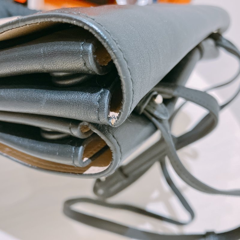 TK2019	Prada 普提拉肩帶包包 30cm Shoulder Bag Black X Nude Calfskin-9