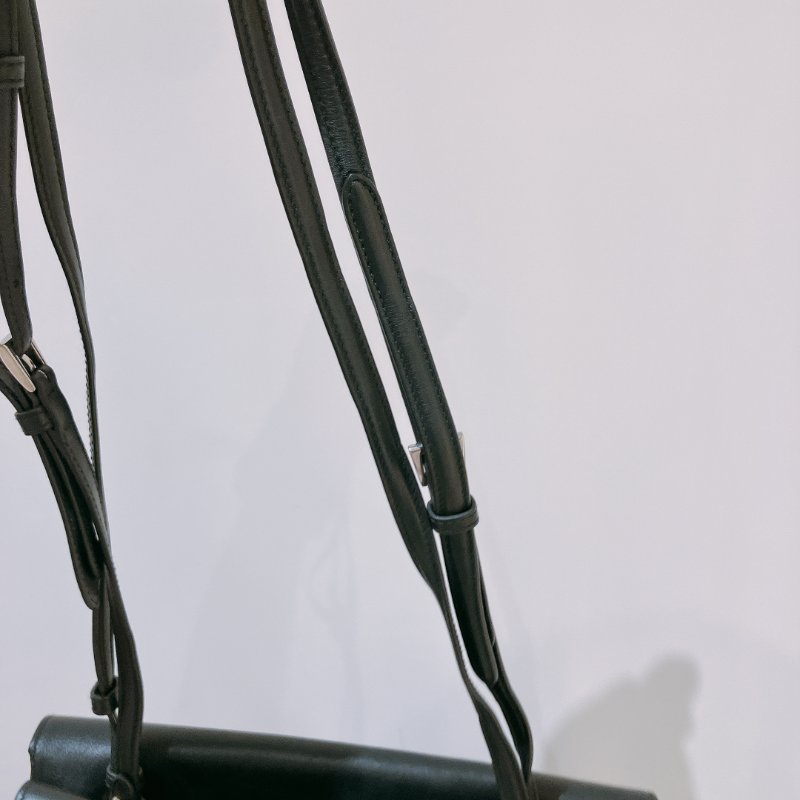 TK2019	Prada 普提拉肩帶包包 30cm Shoulder Bag Black X Nude Calfskin-12