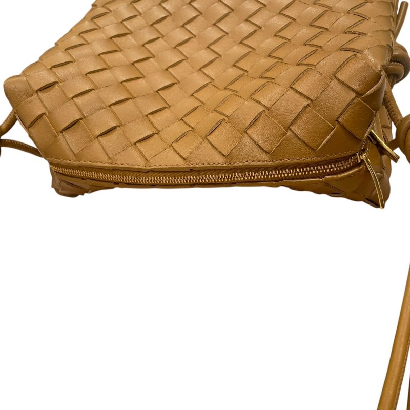 BOTTEGA VENETA 葆蝶嘉 INTRECCIATO 編織相機包 牛皮 焦糖色-10